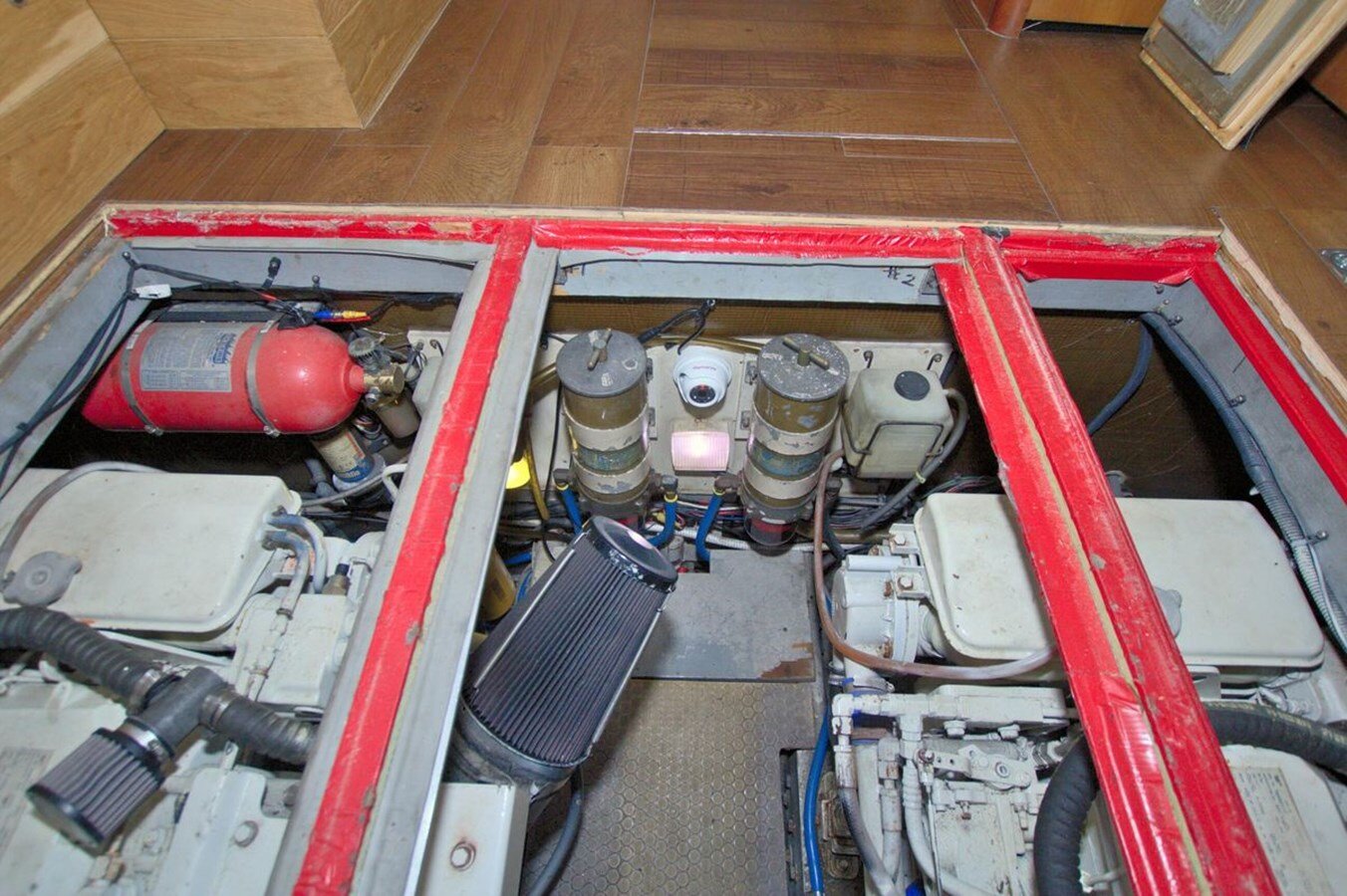 1998-luhrs-36-cace3a