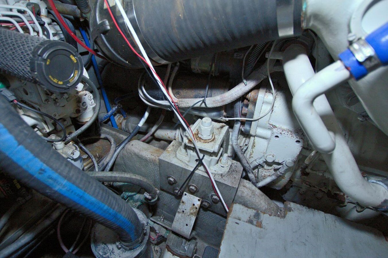 1998-luhrs-36-cace3a