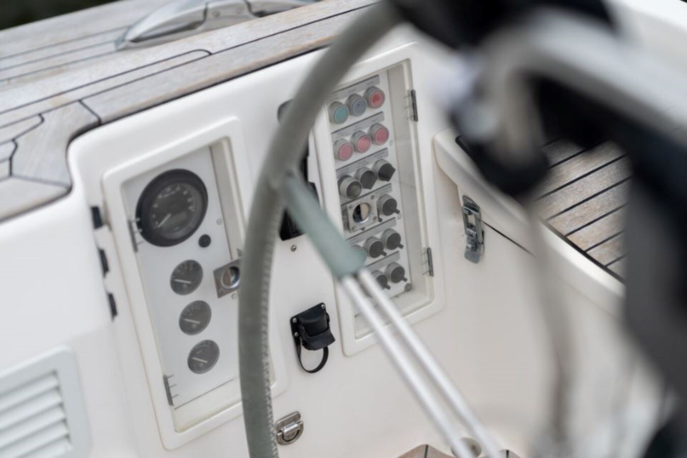 1998-nautor-swan-57-6-3ac73d