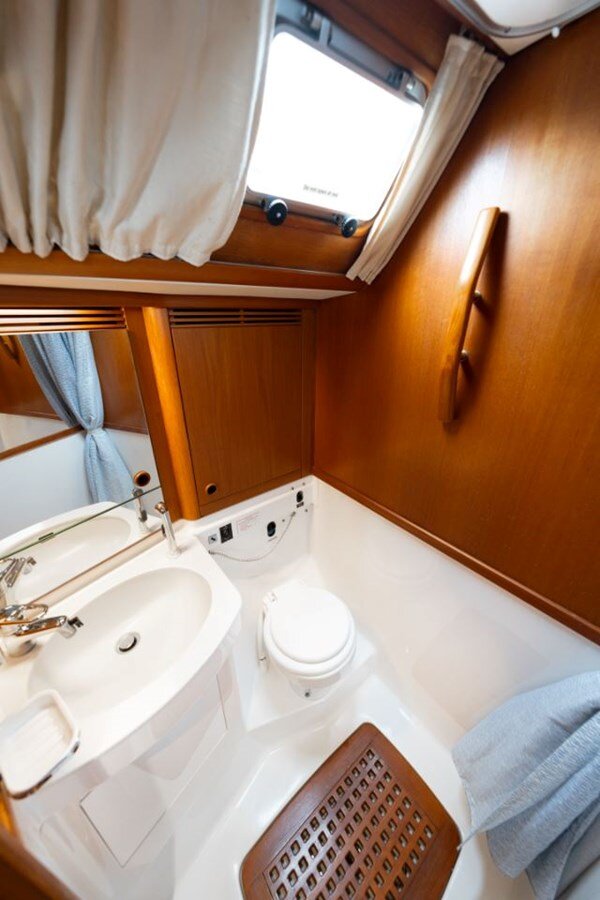 1998-nautor-swan-57-6-3ac73d