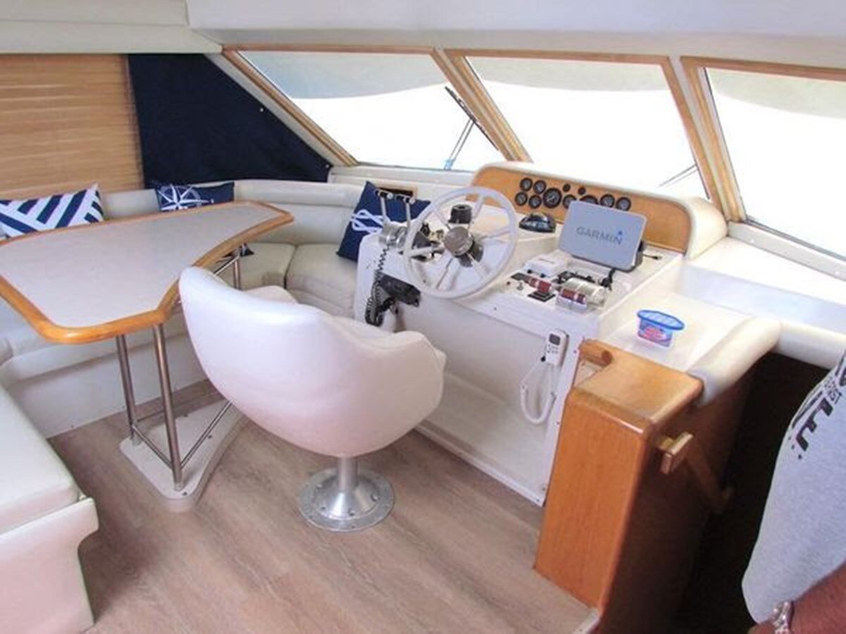 1998-navigator-53-59c4ff