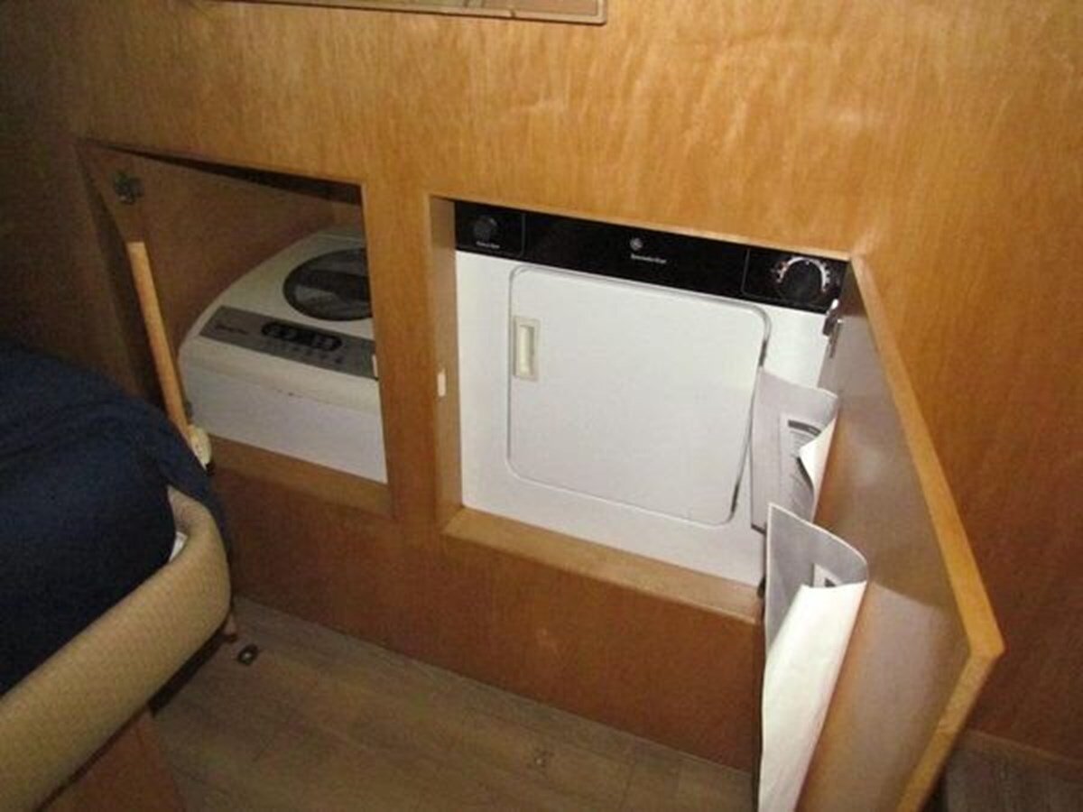 1998-navigator-53-59c4ff