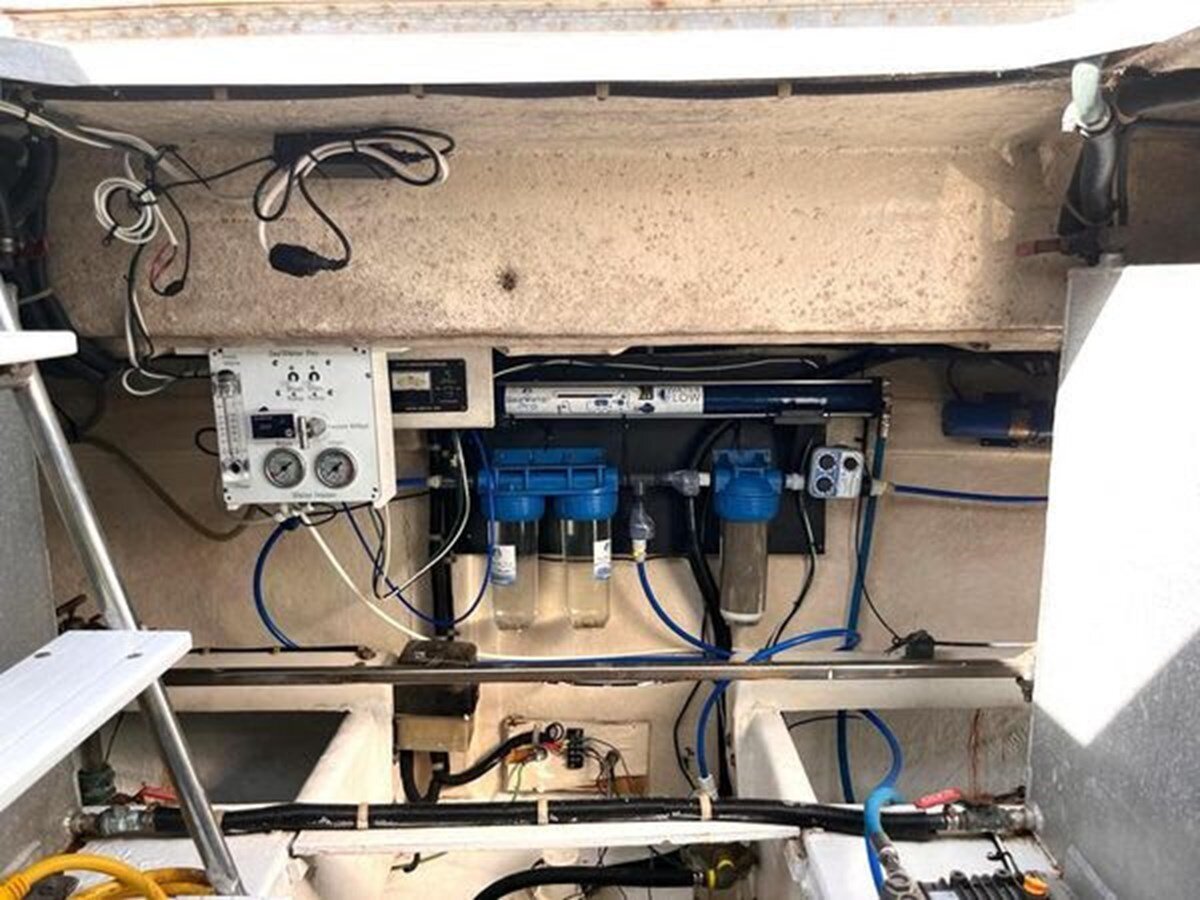 1998-navigator-53-59c4ff