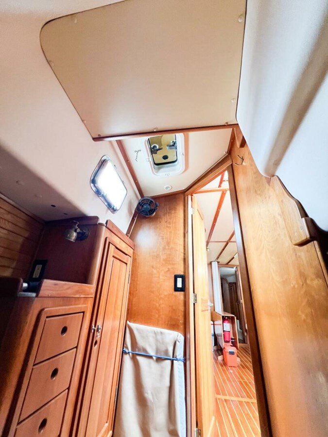 1998-saga-43-3-7db48f