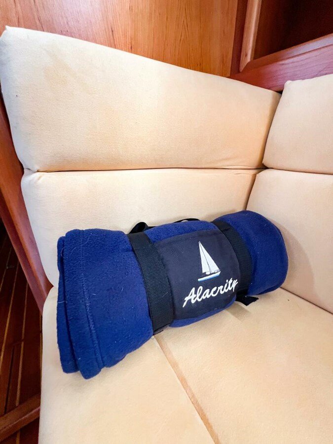 1998-saga-43-3-7db48f