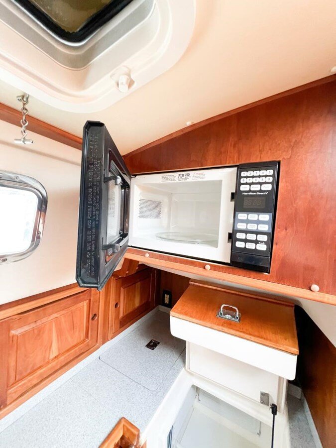 1998-saga-43-3-7db48f