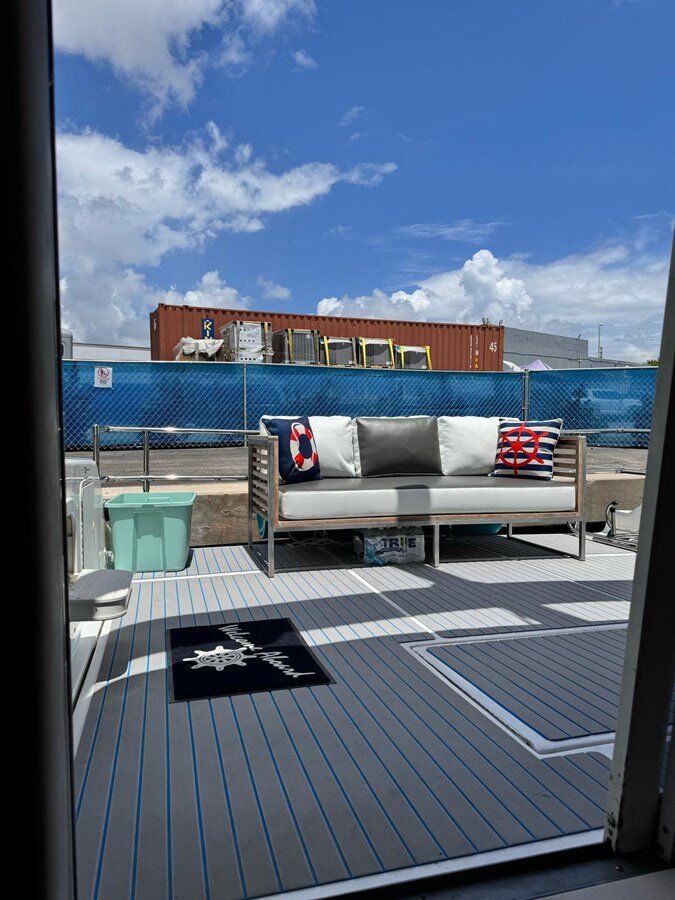 1998-sea-ray-44-d98b70