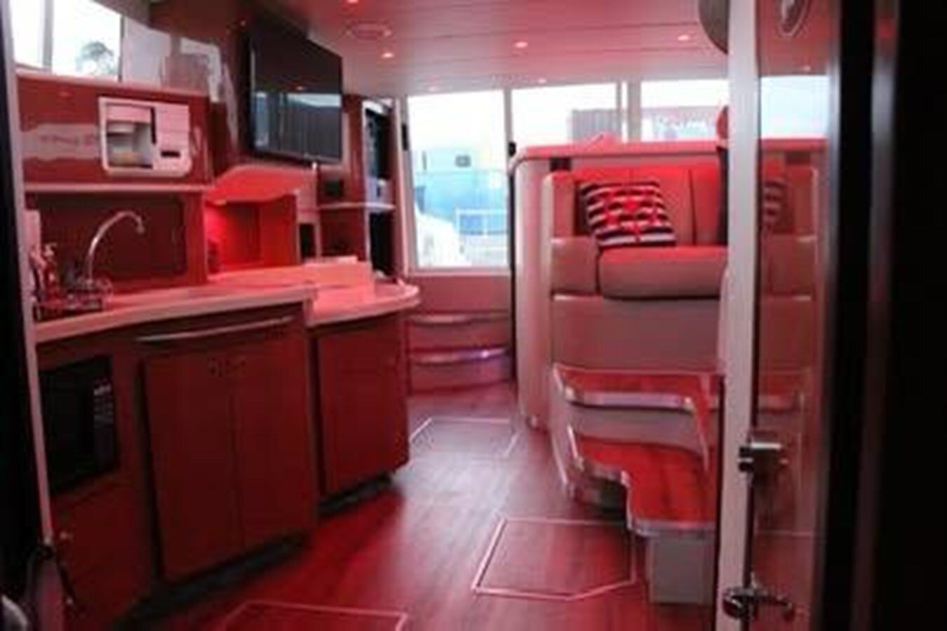 1998-sea-ray-44-d98b70