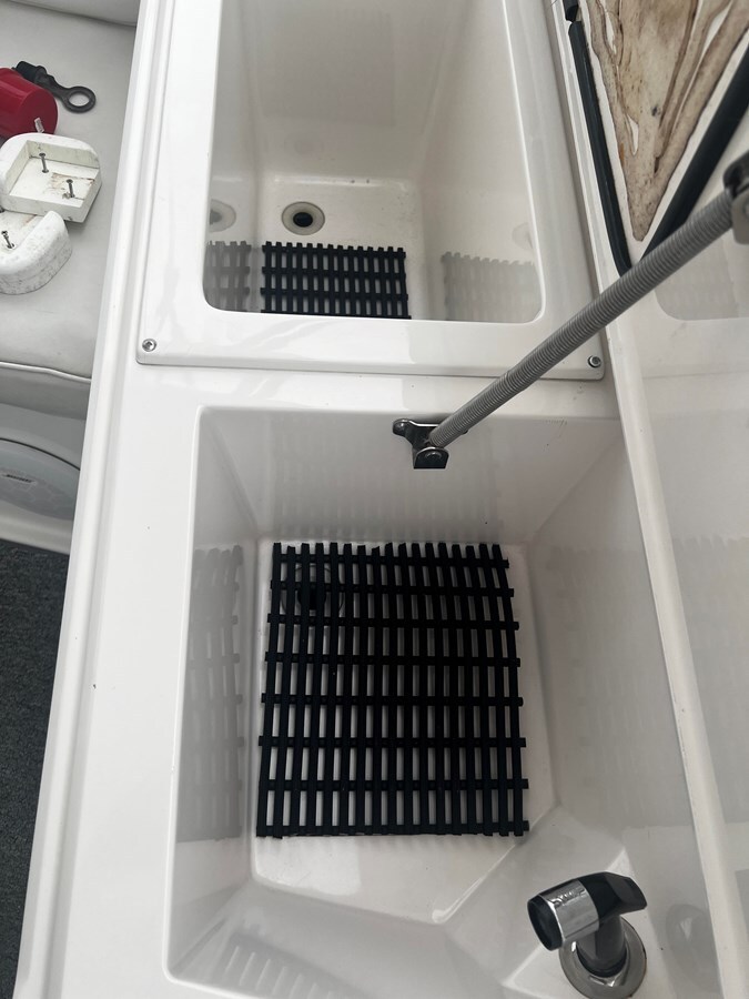 1998-viking-boats-58-832c36