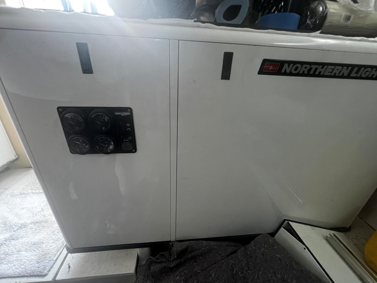 1998-viking-boats-58-832c36