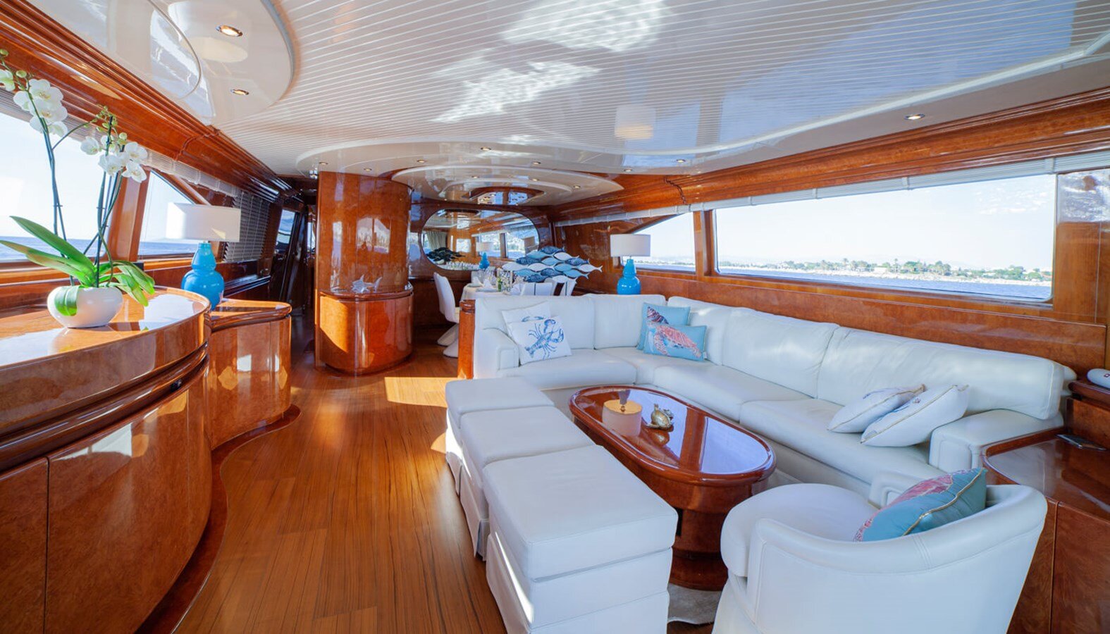 1999 ADMIRAL YACHTS 85' 4