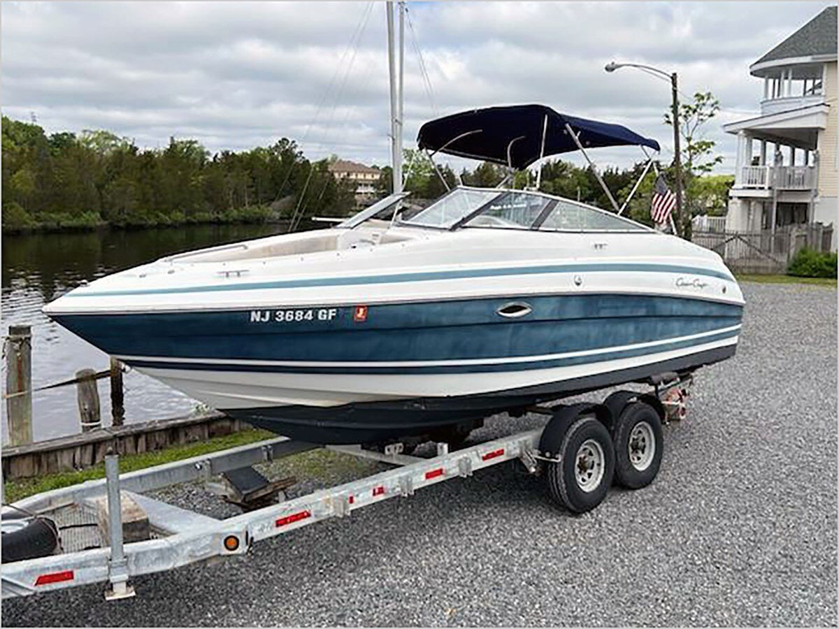 1999-bayliner-24-e08937