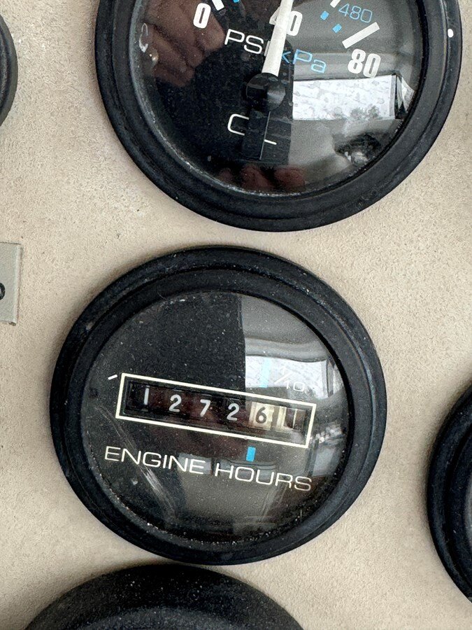 1999-carver-yachts-35-5f036c