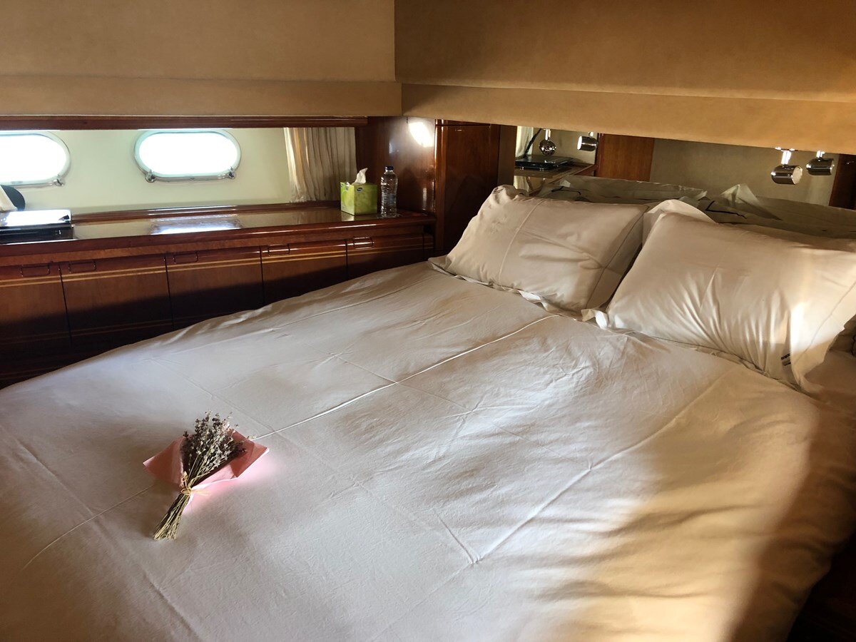 1999-ferretti-80-7-43f618