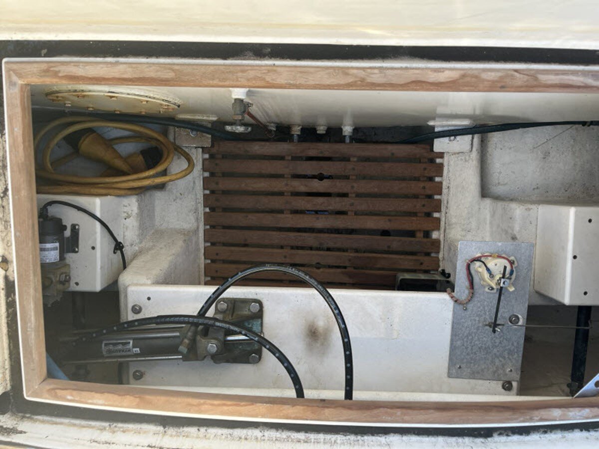 1999-grand-banks-38-1a7b59