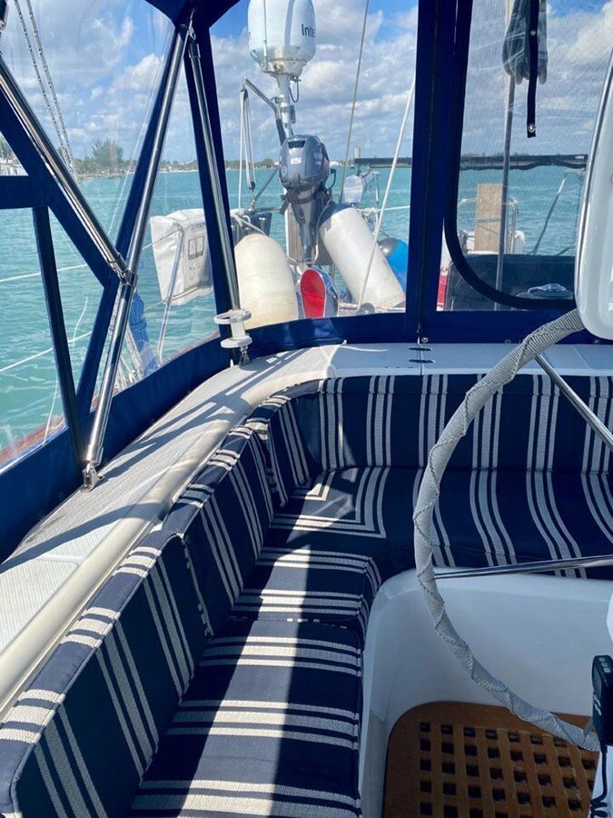 1999-queen-long-marine-54-1-5a9f04