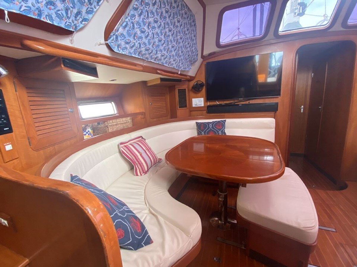 1999-queen-long-marine-54-1-5a9f04