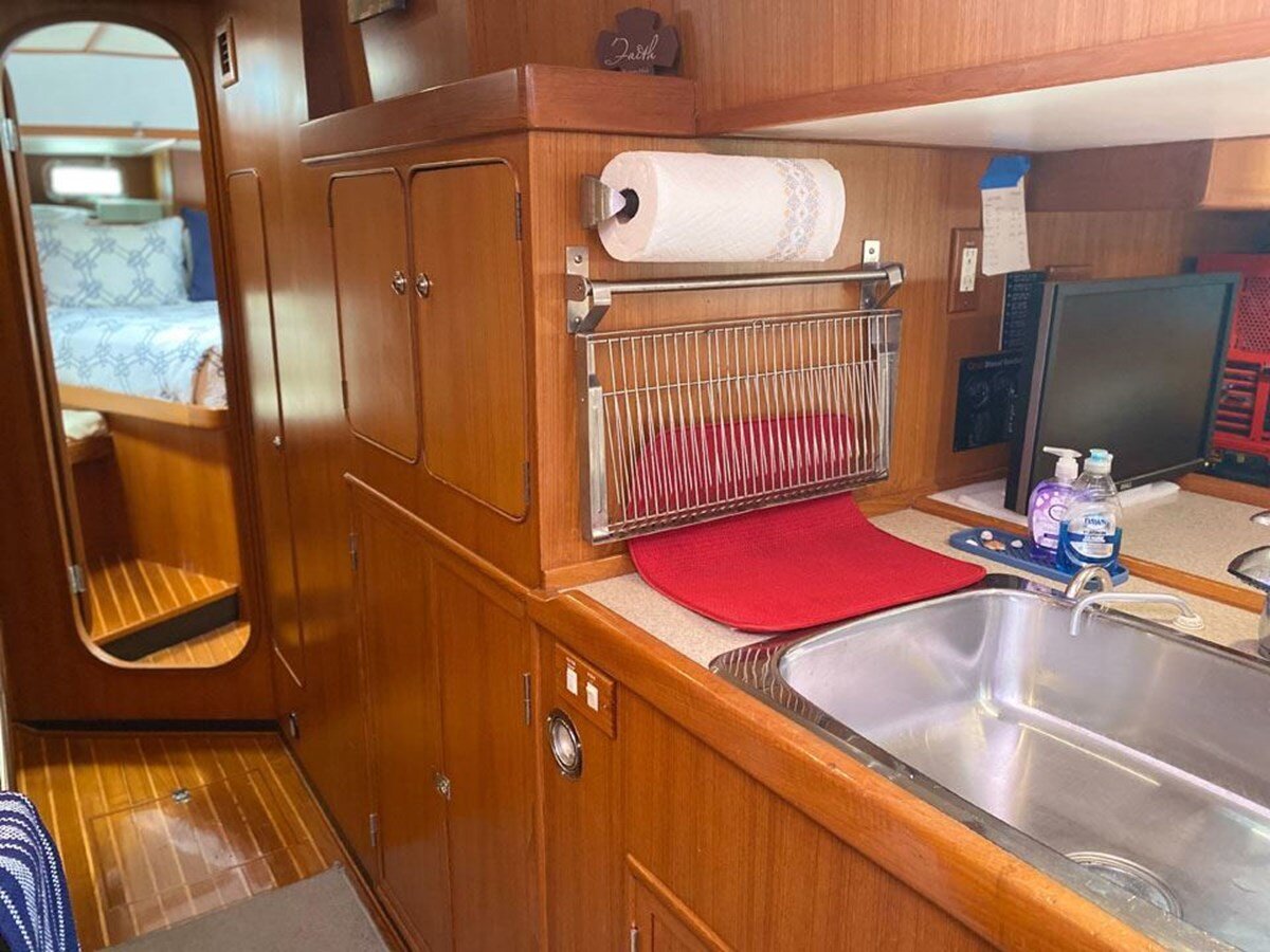 1999-queen-long-marine-54-1-5a9f04