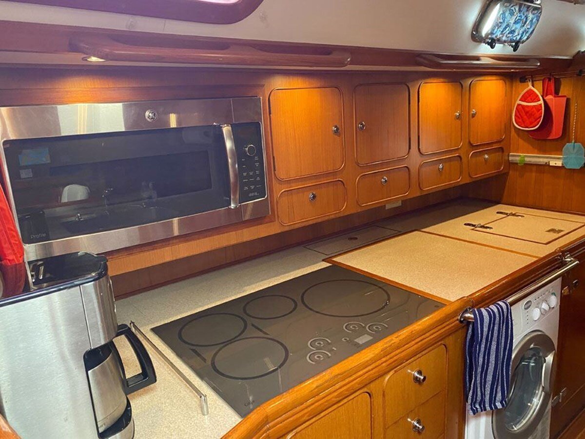 1999-queen-long-marine-54-1-5a9f04