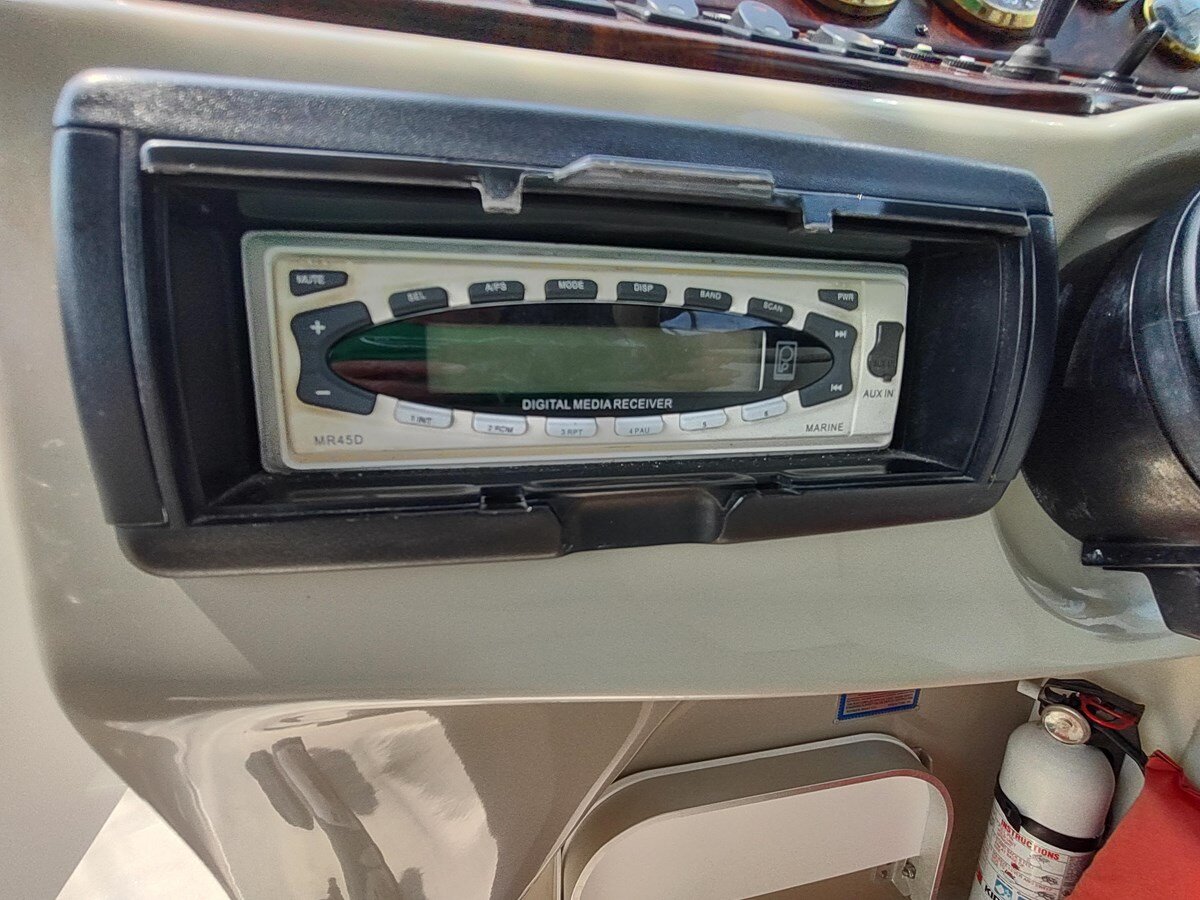 1999-rinker-24-c7cdac