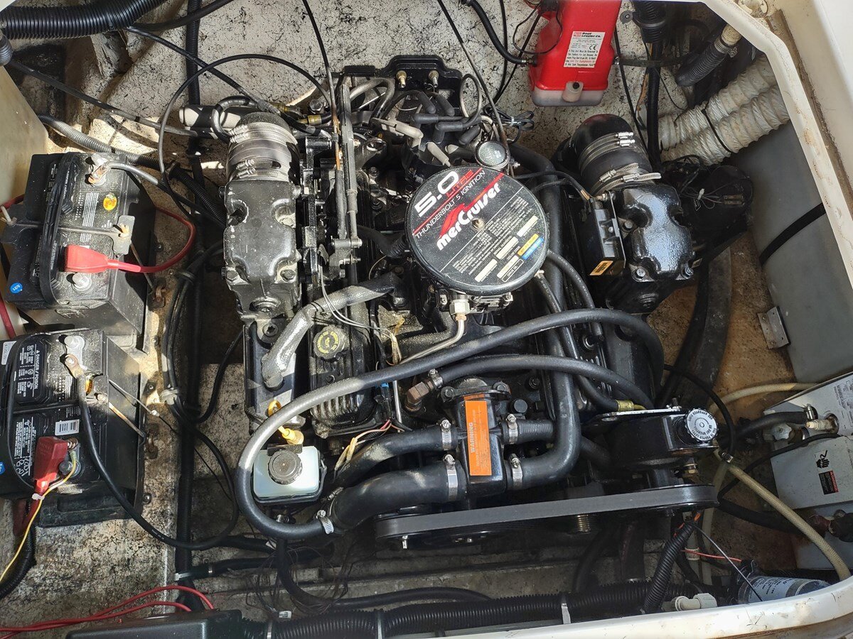 1999-rinker-24-c7cdac