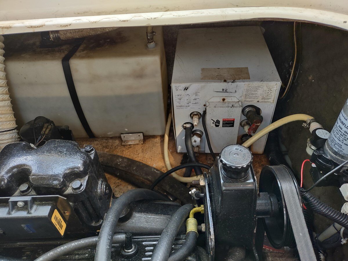 1999-rinker-24-c7cdac