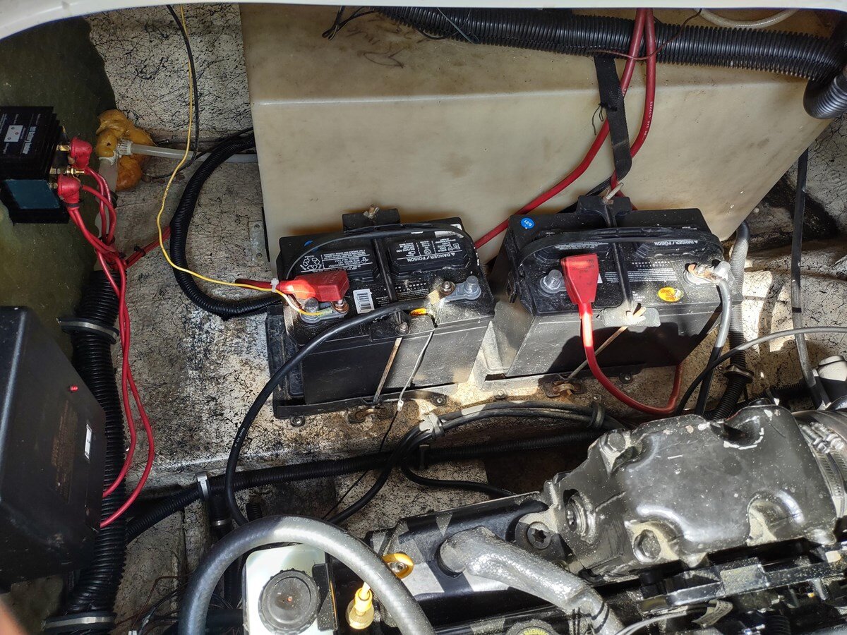 1999-rinker-24-c7cdac