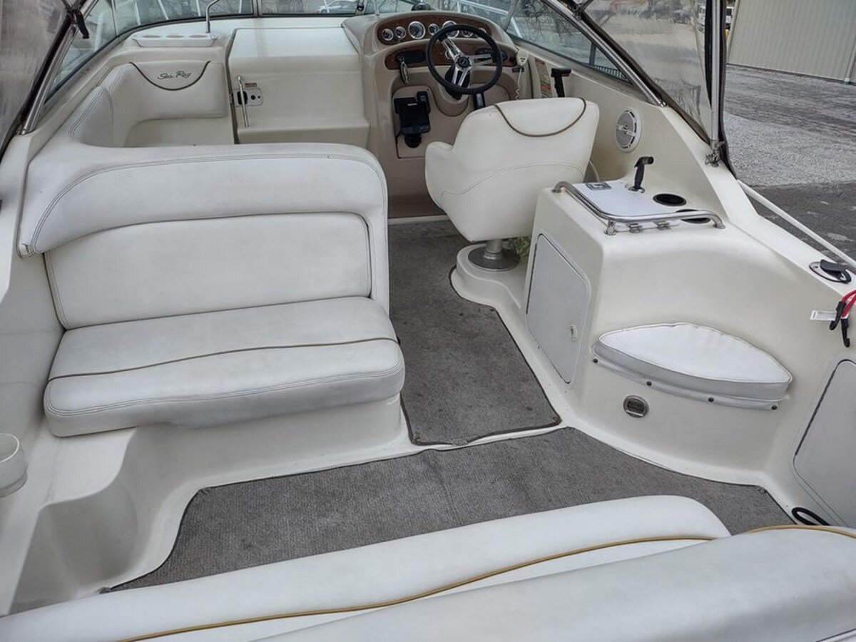 1999-sea-ray-26-95372e