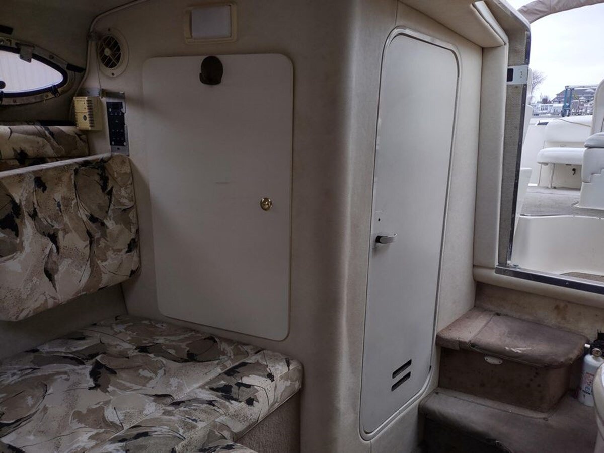 1999-sea-ray-26-95372e