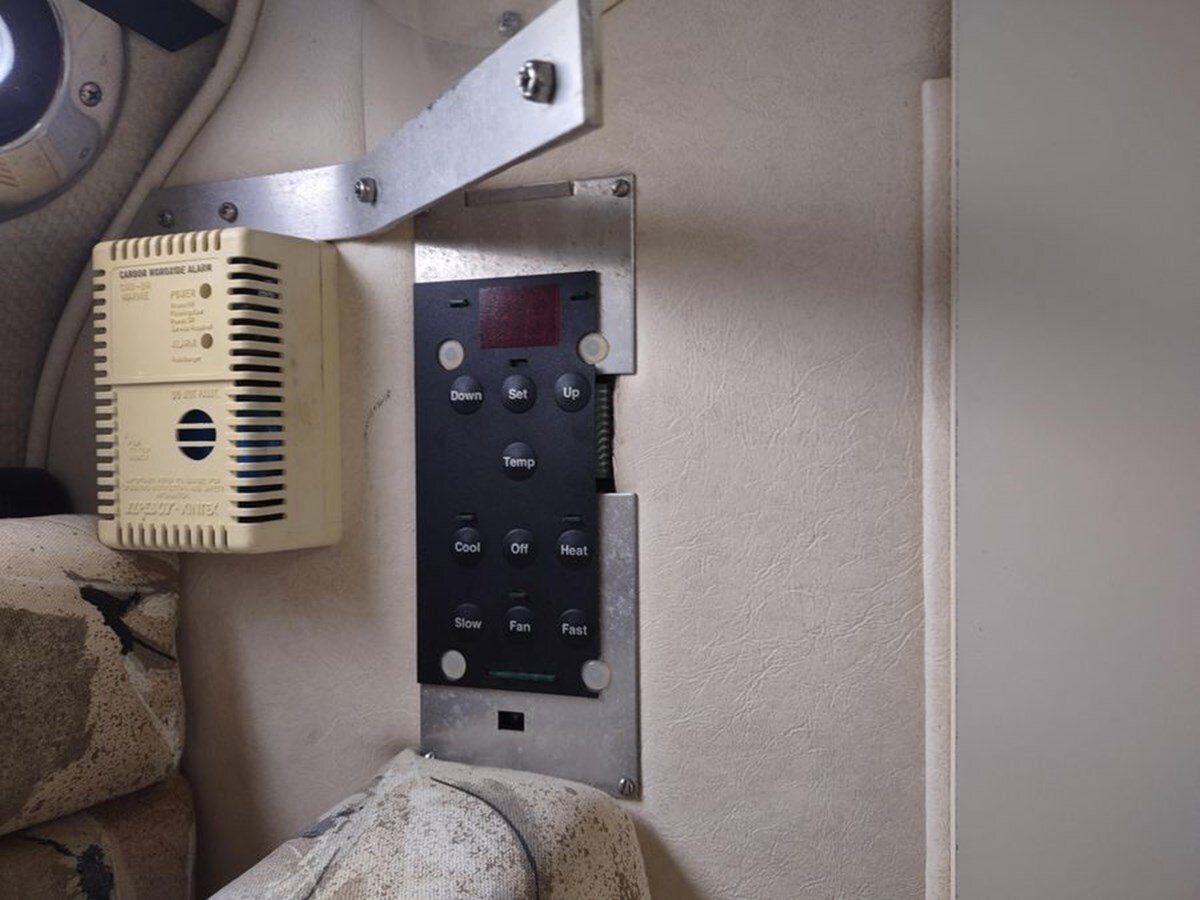 1999-sea-ray-26-95372e