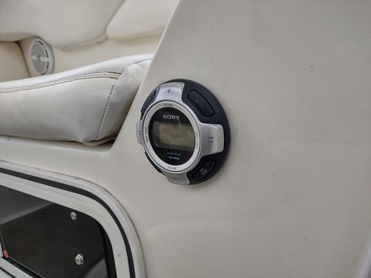 1999-sea-ray-26-95372e