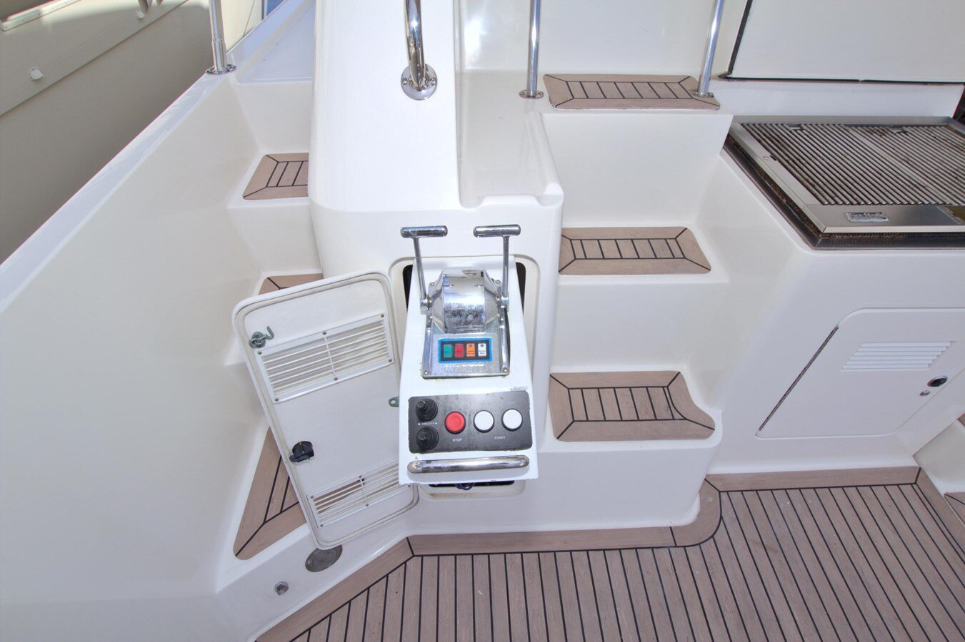 1999-west-bay-58-3e5e93