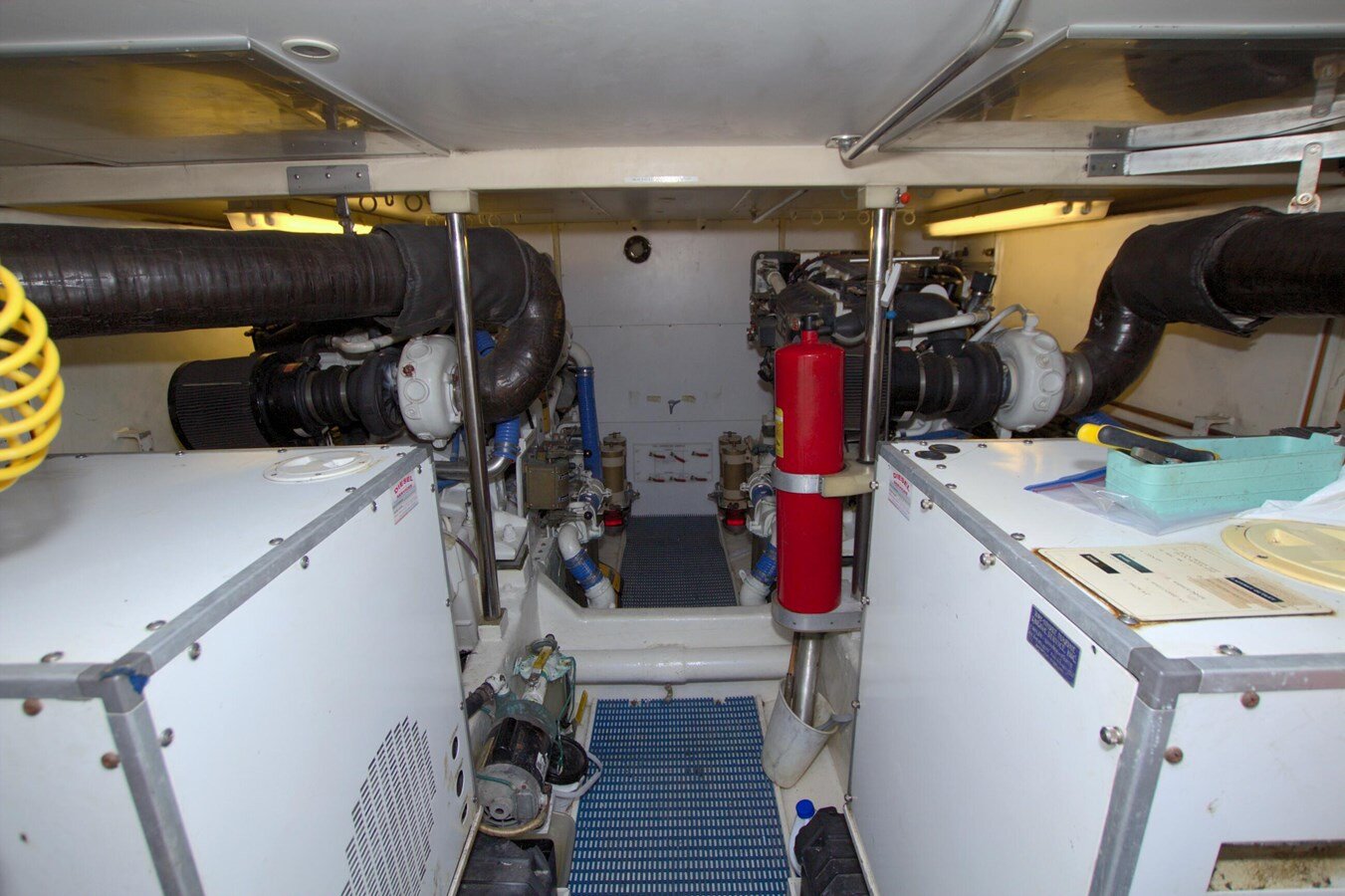 1999-west-bay-58-3e5e93