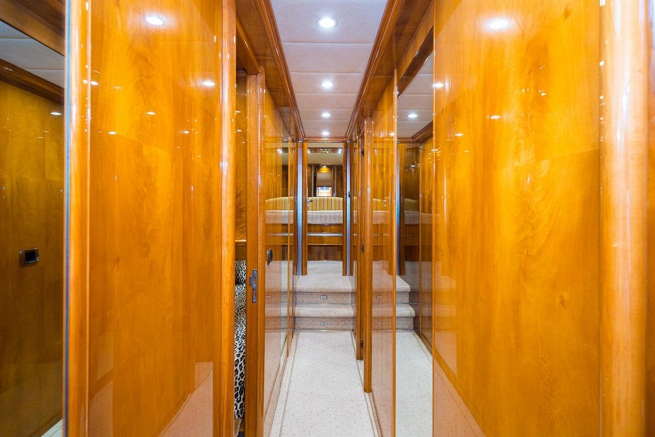 2000-astondoa-78-7-7cb8d7