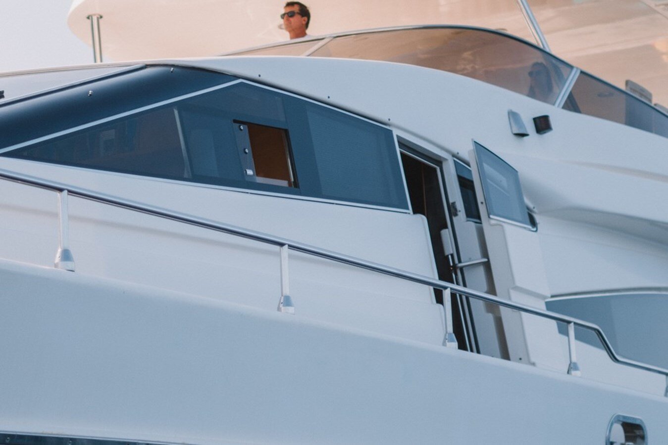 2000-astondoa-78-7-7cb8d7