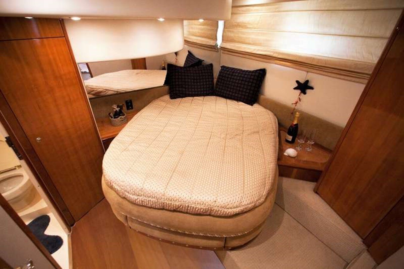 2000 AZIMUT YACHTS 58'