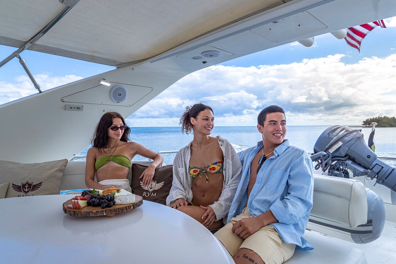 2000-azimut-yachts-69-11-ab81c5