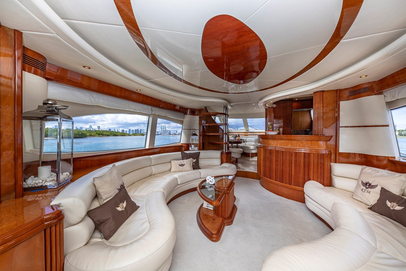 2000-azimut-yachts-69-11-ab81c5