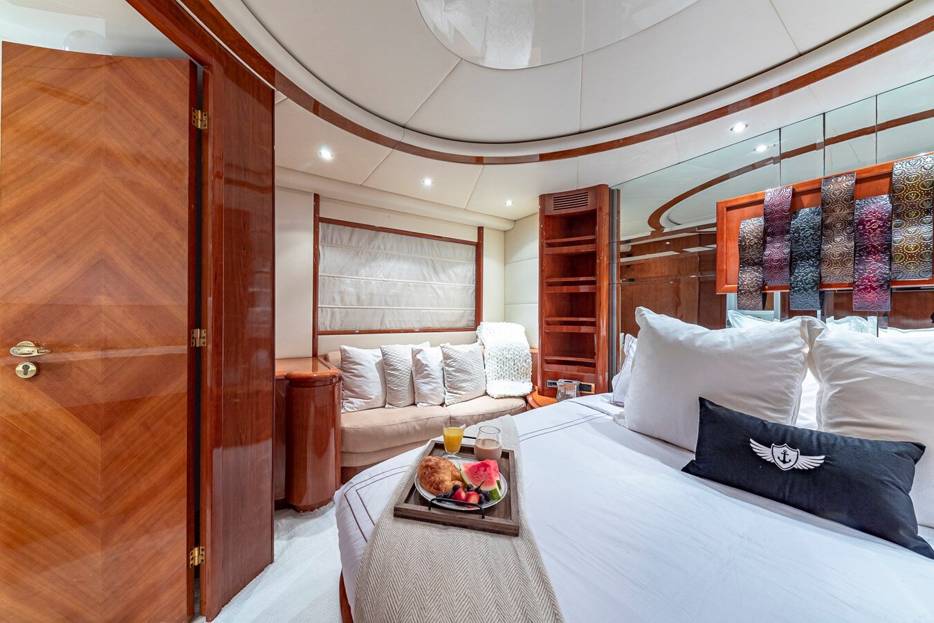 2000-azimut-yachts-69-11-ab81c5