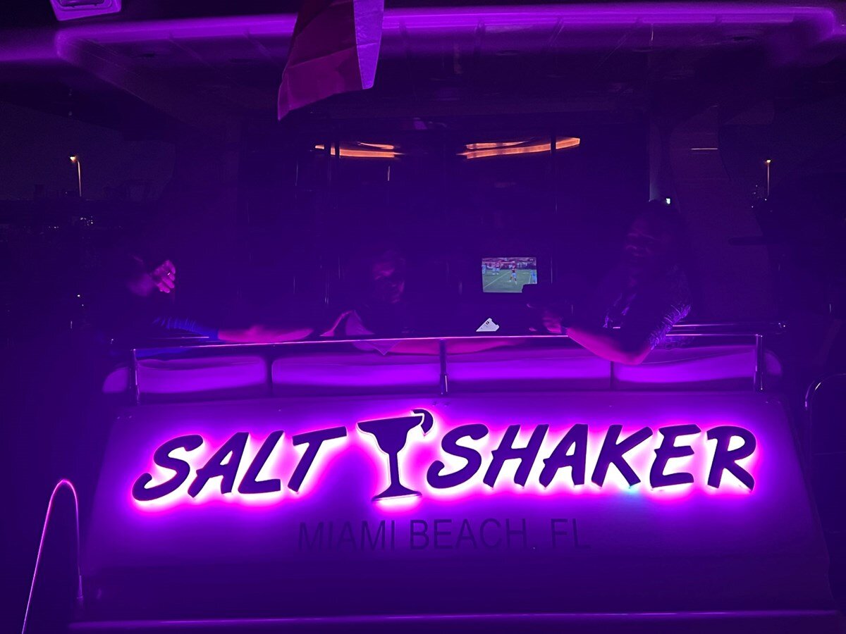 2000-azimut-yachts-69-11-ab81c5