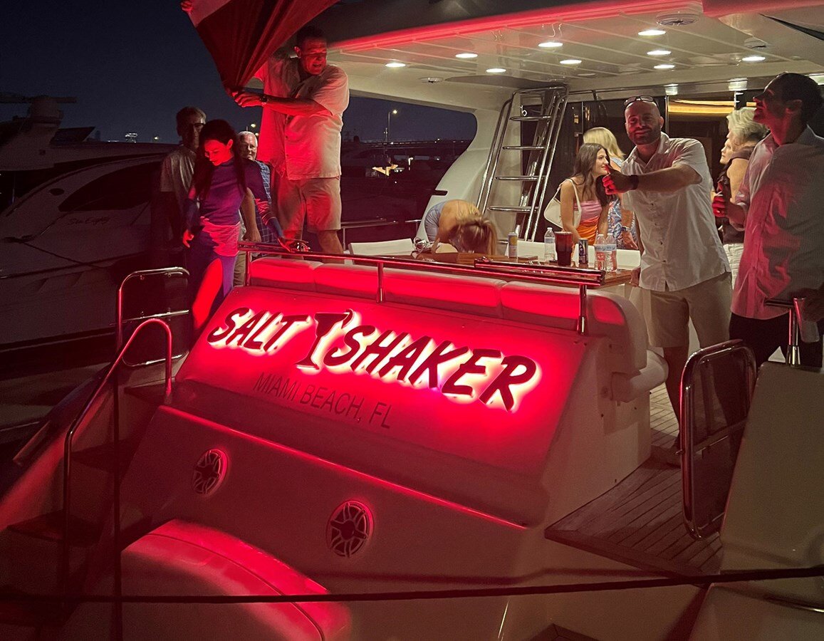 2000-azimut-yachts-69-11-ab81c5