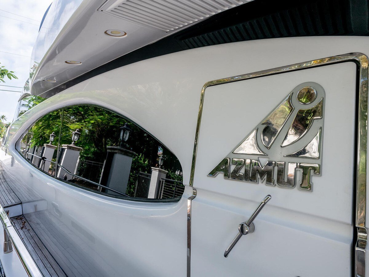 2000-azimut-yachts-70-d7b04d