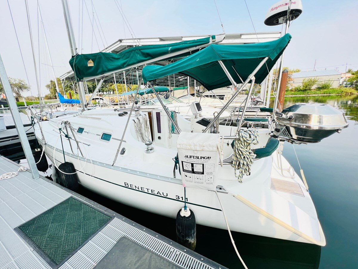 2000-beneteau-31-847d57