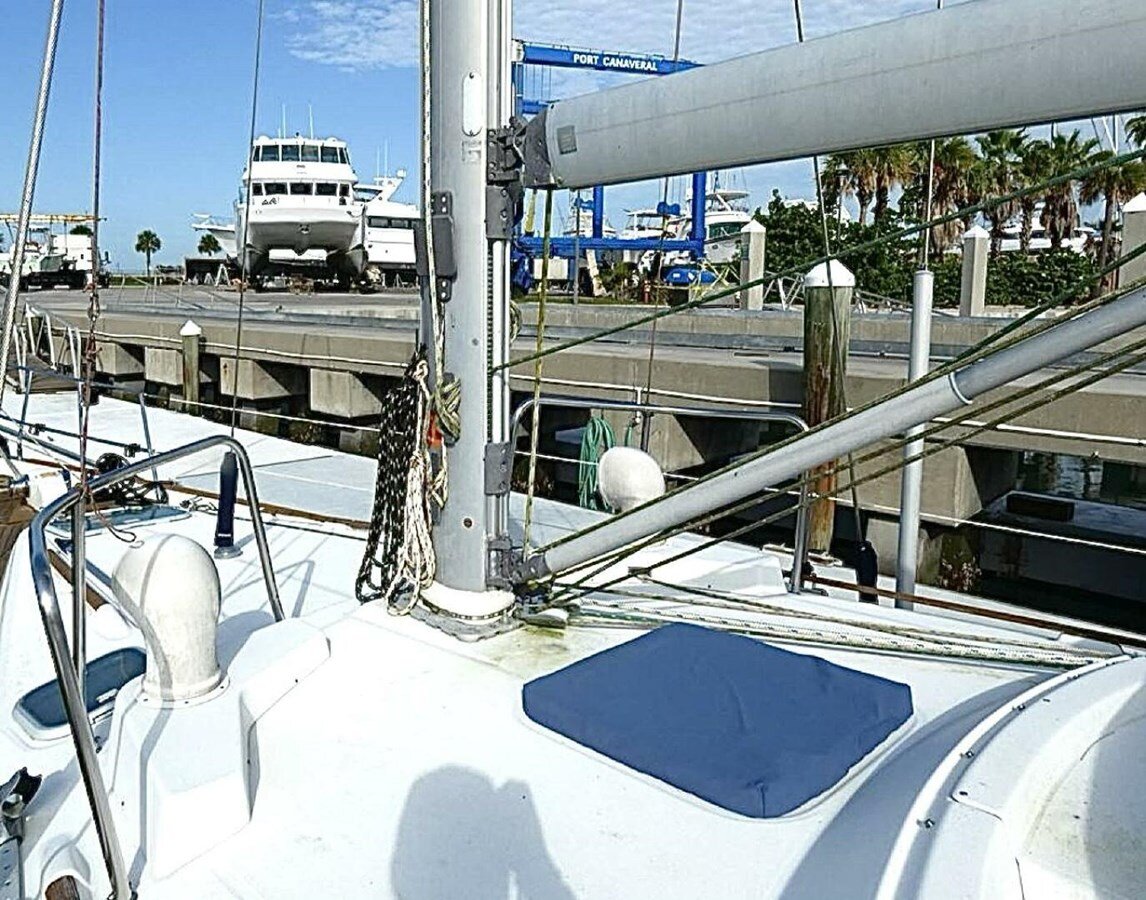 2000-beneteau-45-a83054