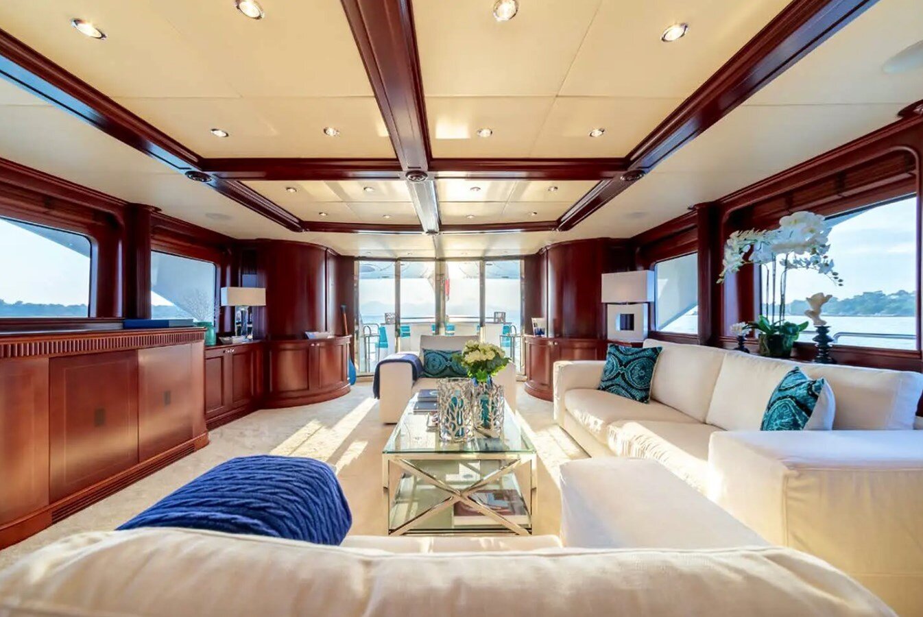 2000 BENETTI 114' 10