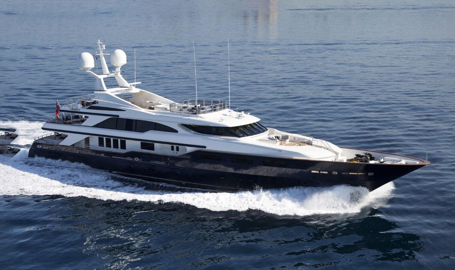 2000-benetti-164-1-c17e7b