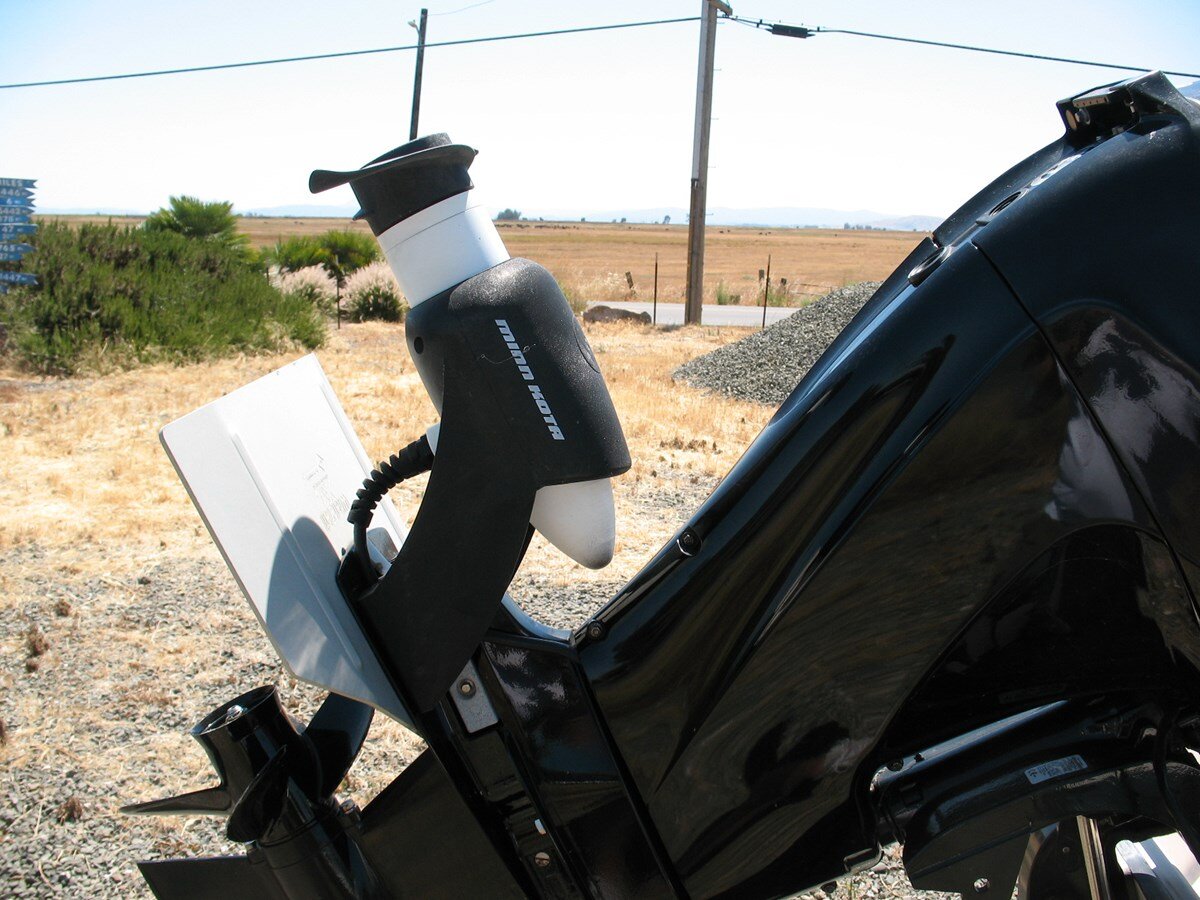 2000-boston-whaler-13-83de90