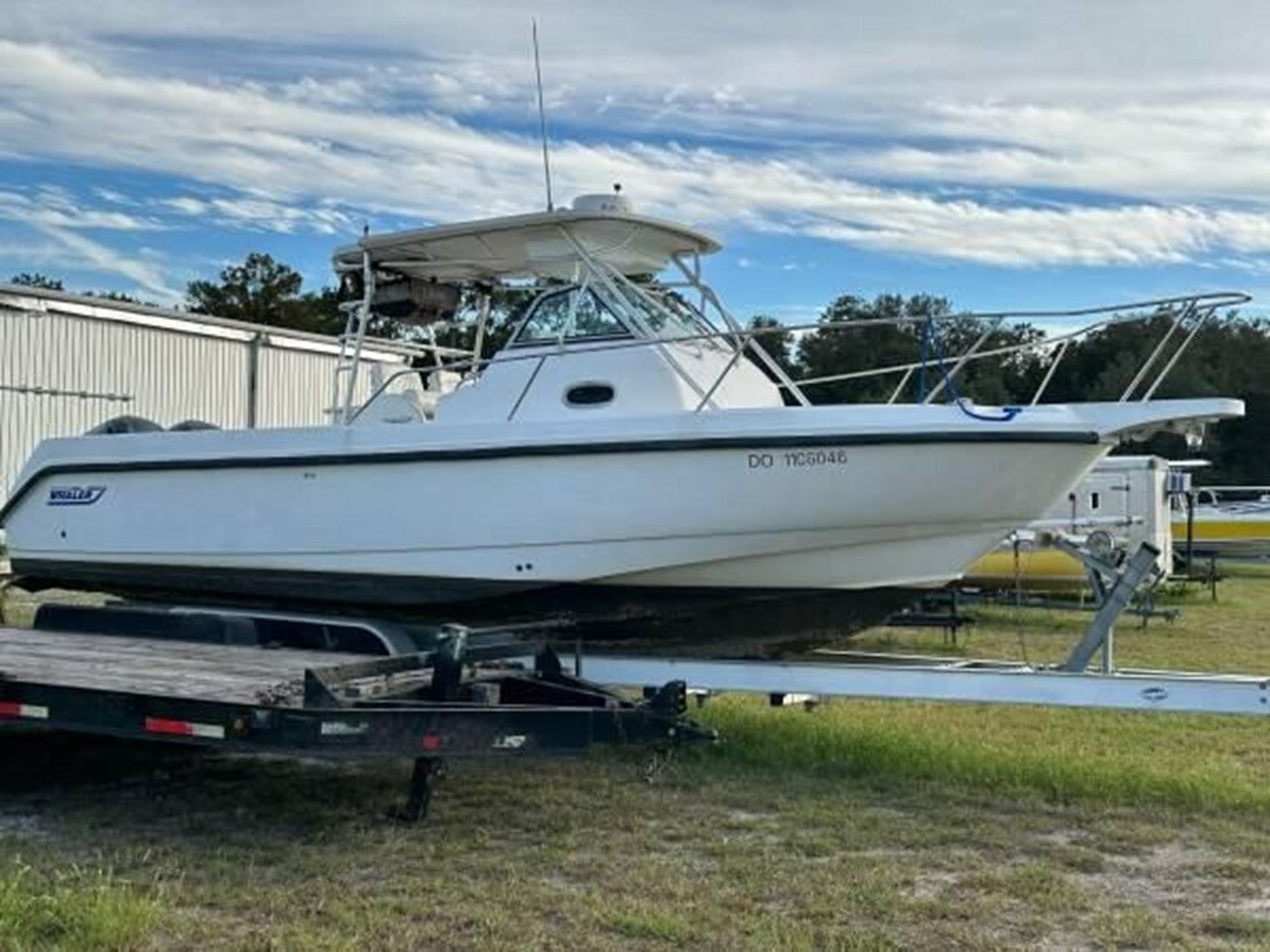 2000-boston-whaler-28-dcda11