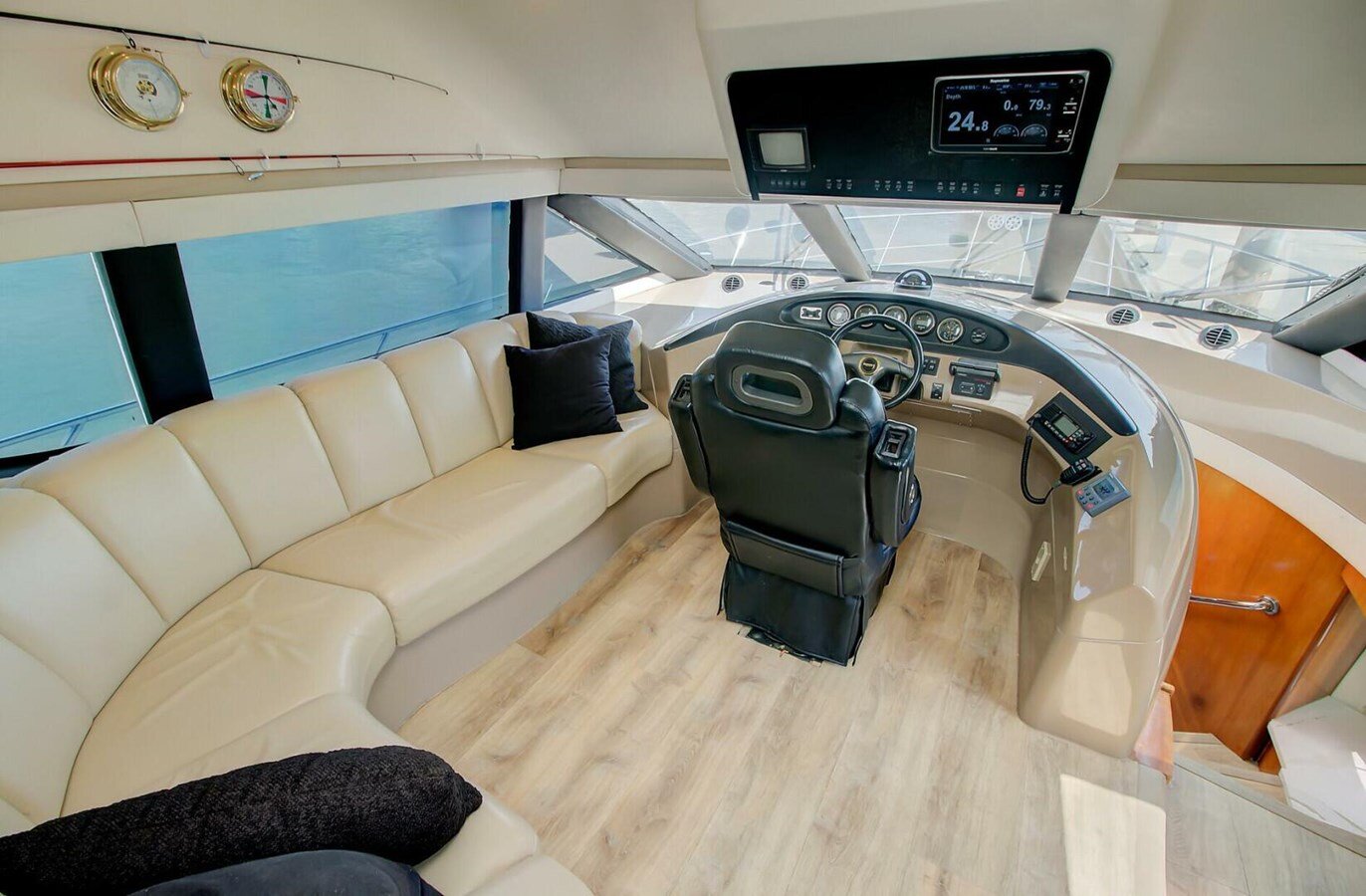 2000-carver-53-9-5ef8df