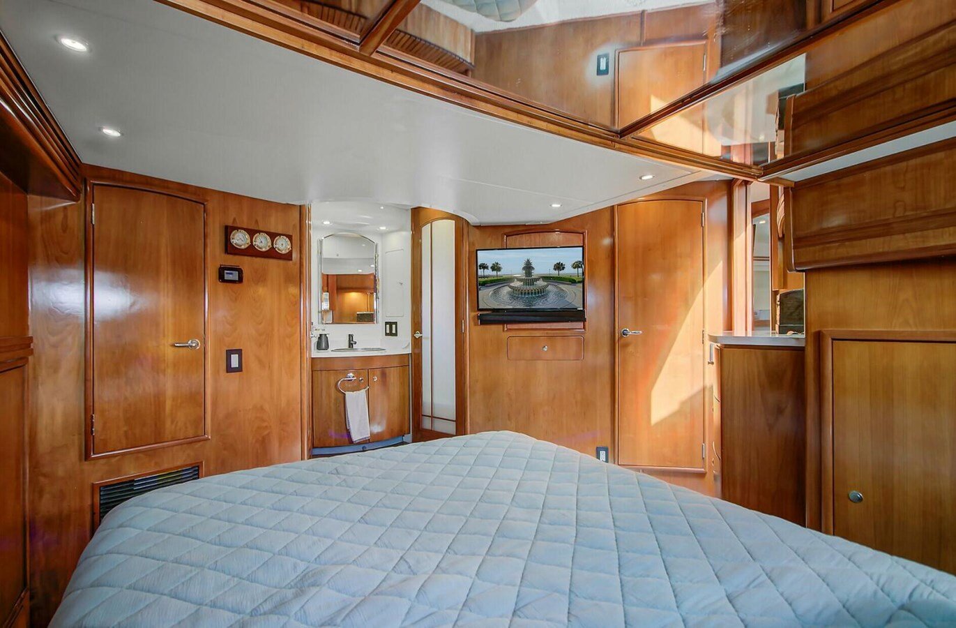 2000-carver-53-9-5ef8df